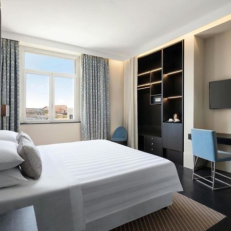 Hotel Sina Bernini Bristol Roma Esterno foto